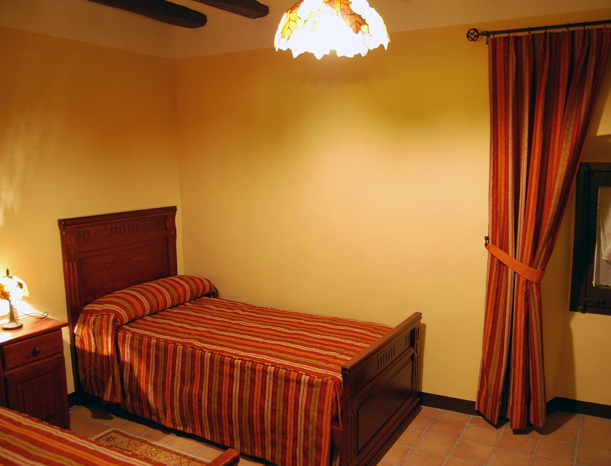 Habitación Caoba de Cal Grau
